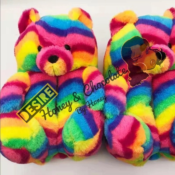 Fuzzy Wuzzy Teddy Bear Slippers - Picture 2 of 10